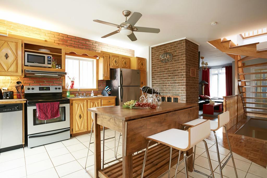 Big Cozy House Villa Монреал Екстериор снимка